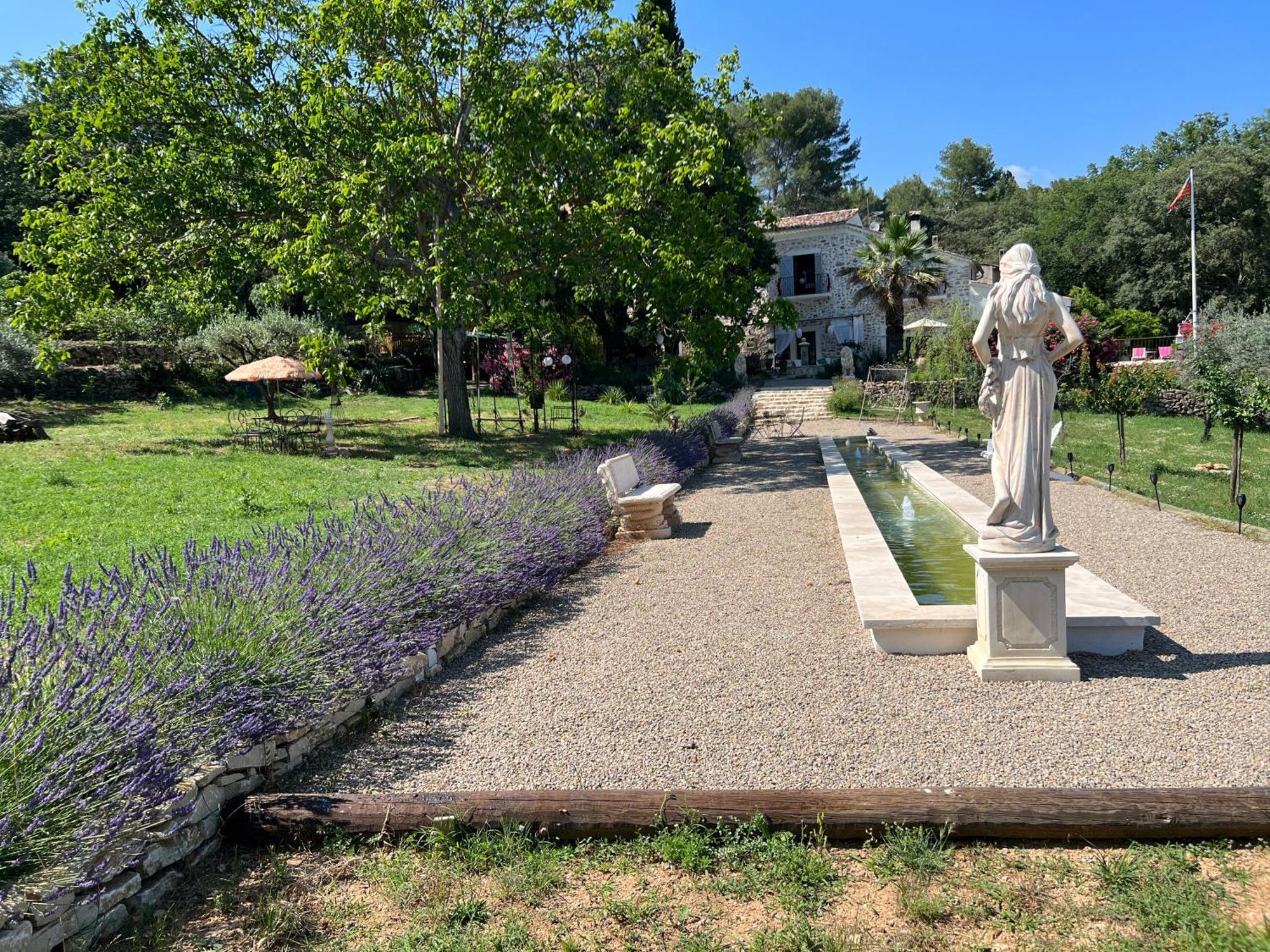 Bastide Des Hesperides Lägenhet Flayosc Exteriör bild