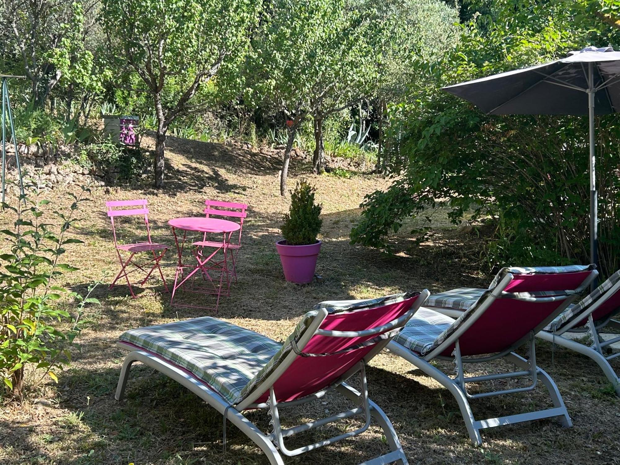 Bastide Des Hesperides Lägenhet Flayosc Exteriör bild